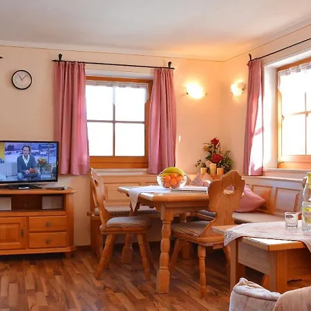 Ferienwohnung Freiberglehen Апартаменты *